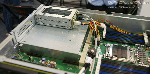  Computex 2012: сервер четвертого поколения ETegro Hyperion RS230 G4 