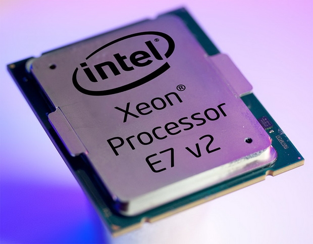  По понятным причинам фотографий Xeon E7 v3 пока нет 